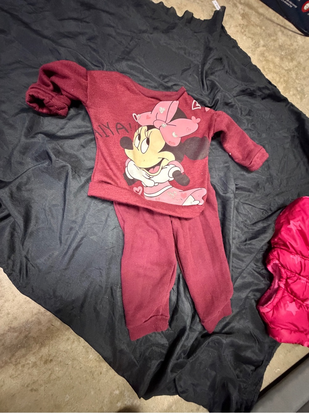 Disney Minnie Mouse Maroon set